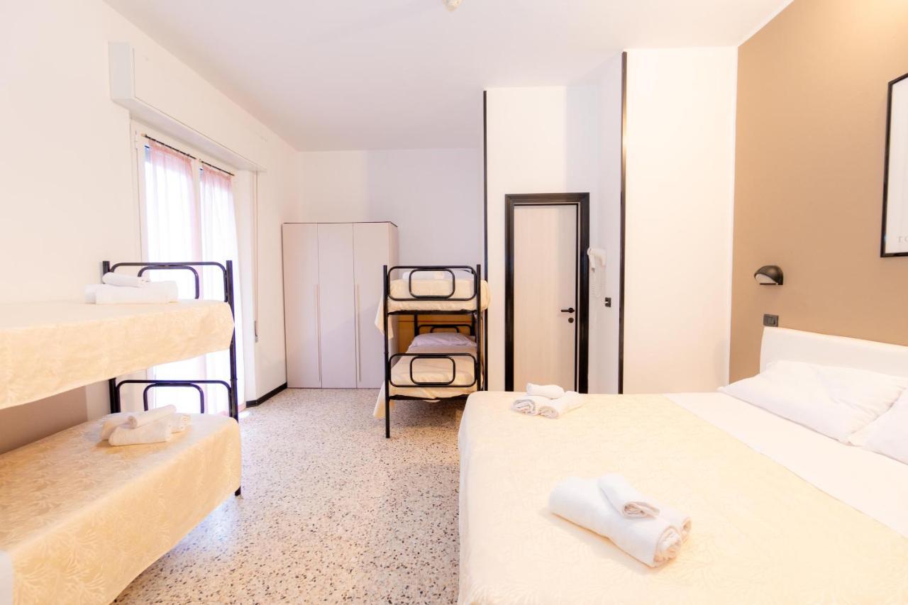 Hotel Galileo Rimini Exterior foto