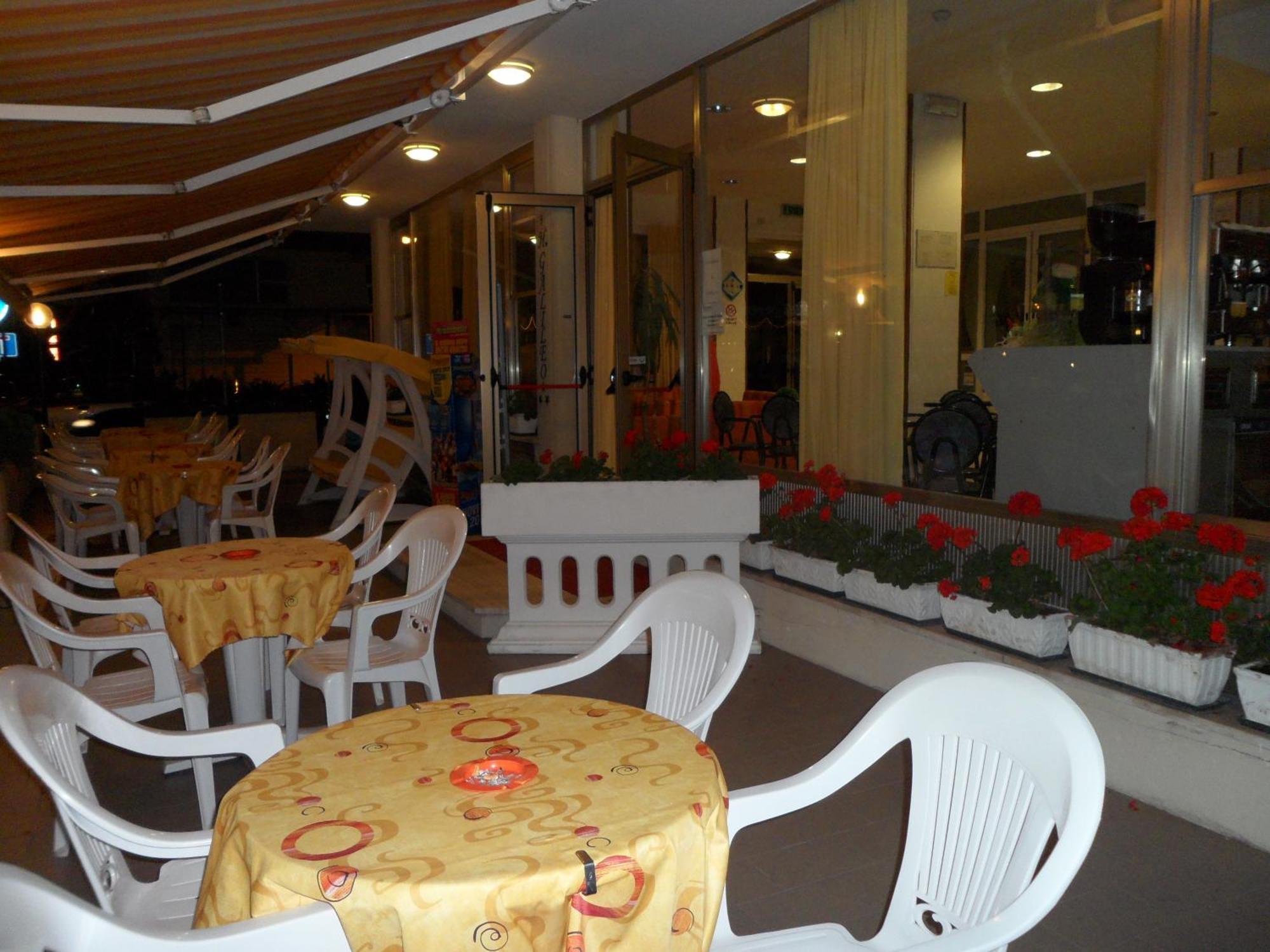 Hotel Galileo Rimini Exterior foto